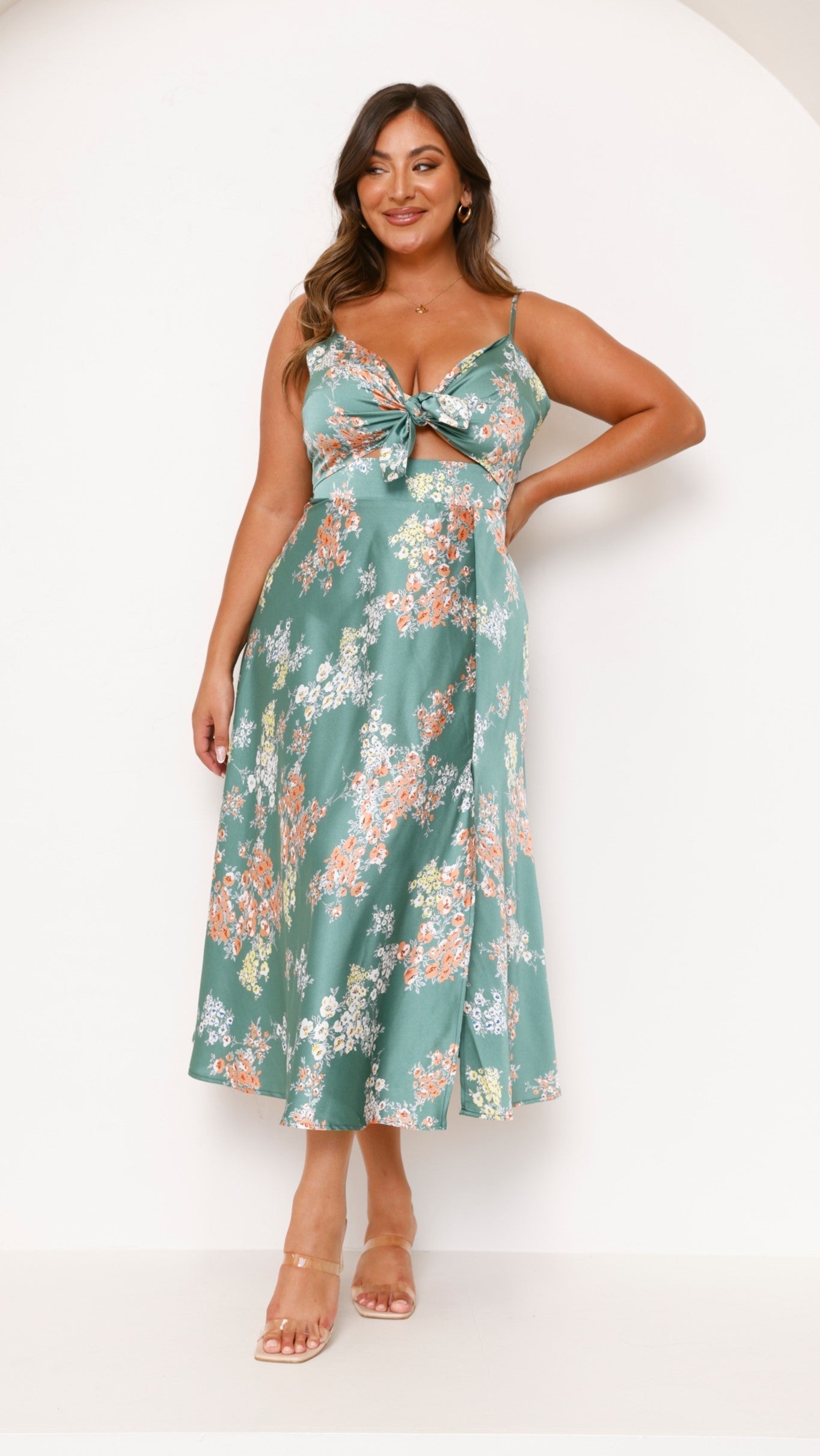 Elowen | Vestido Midi Fluido Con Flores Y Espalda Descubierta Karol Firenze