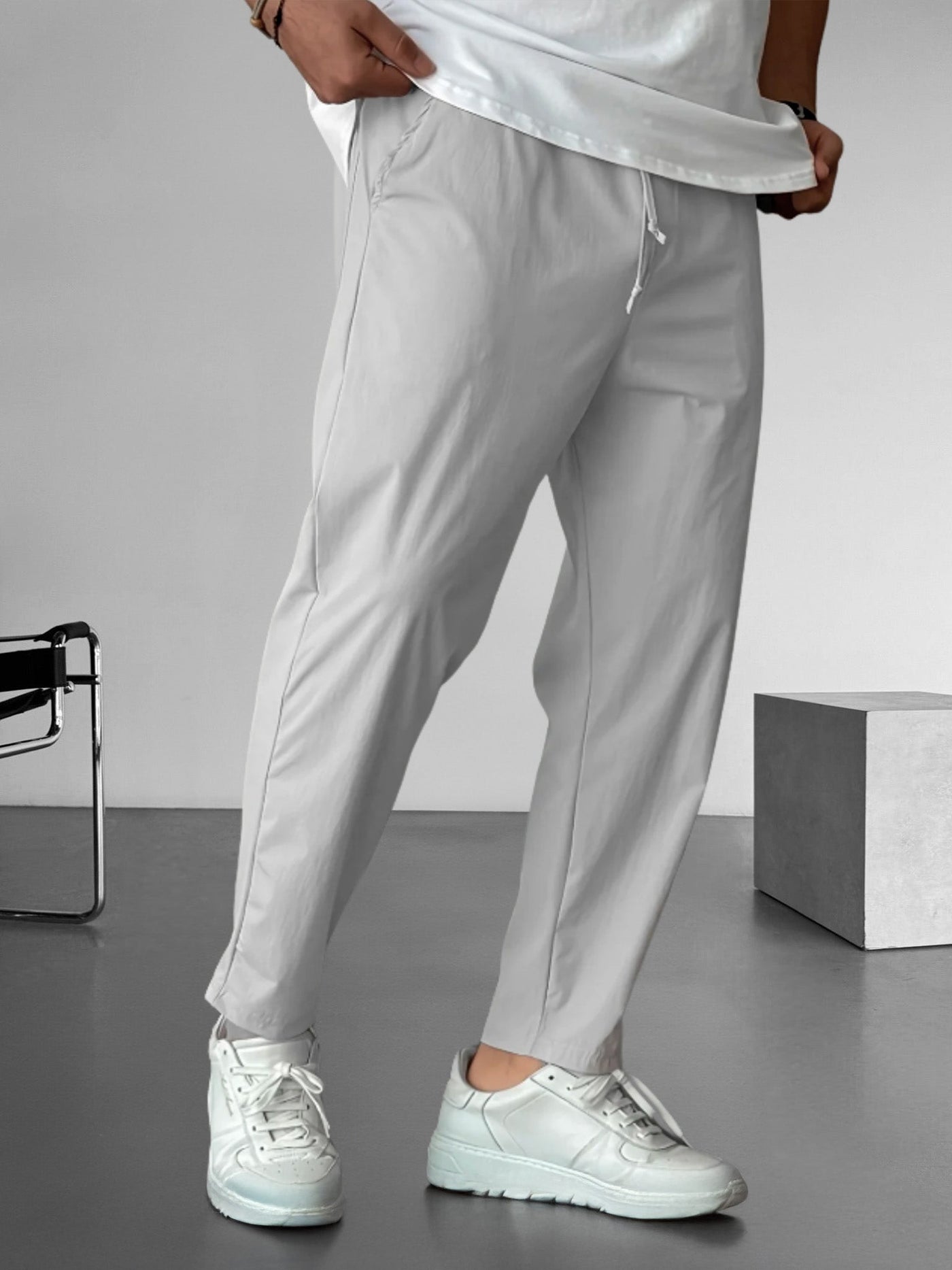 Tariq | Pantalones De Cuerda Tapered Esenciales