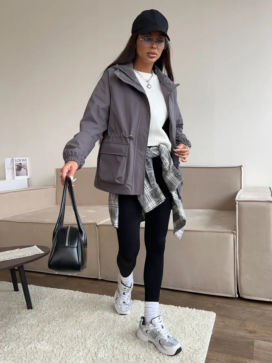 SOFÍA  | chaqueta impermeable con capucha ajustable Karol Firenze