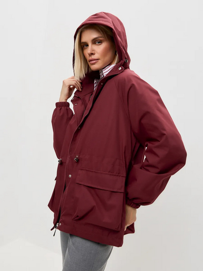 SOFÍA  | chaqueta impermeable con capucha ajustable Karol Firenze