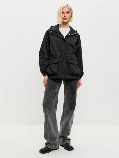 SOFÍA  | chaqueta impermeable con capucha ajustable Karol Firenze