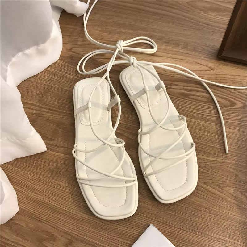 Irene | Sandalias Planas De Punta Cuadrada Con Cordones
