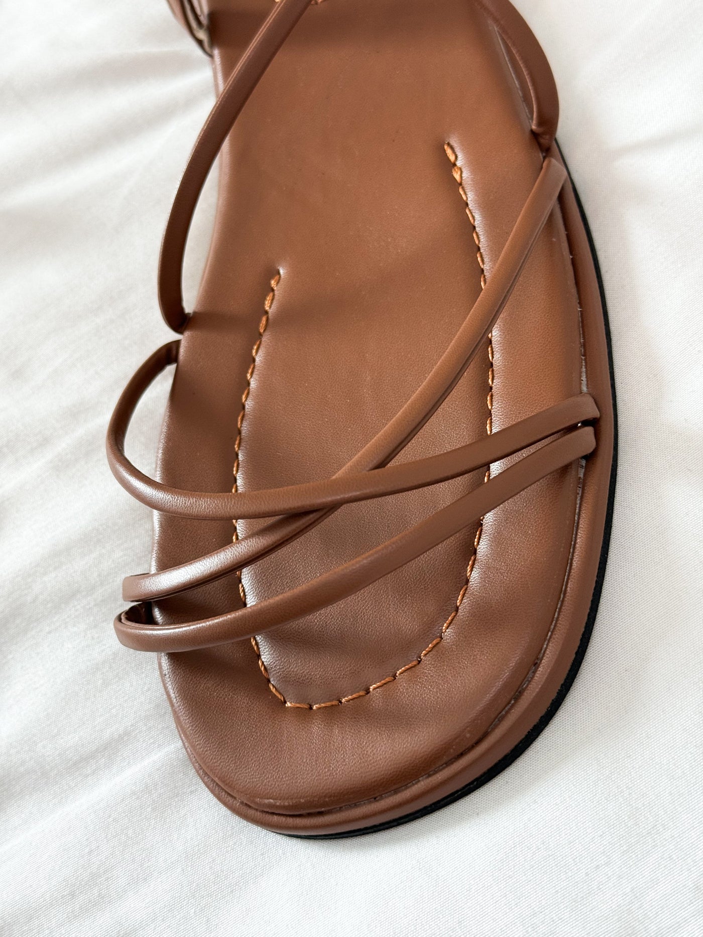 Irene | Sandalias Planas De Punta Cuadrada Con Cordones