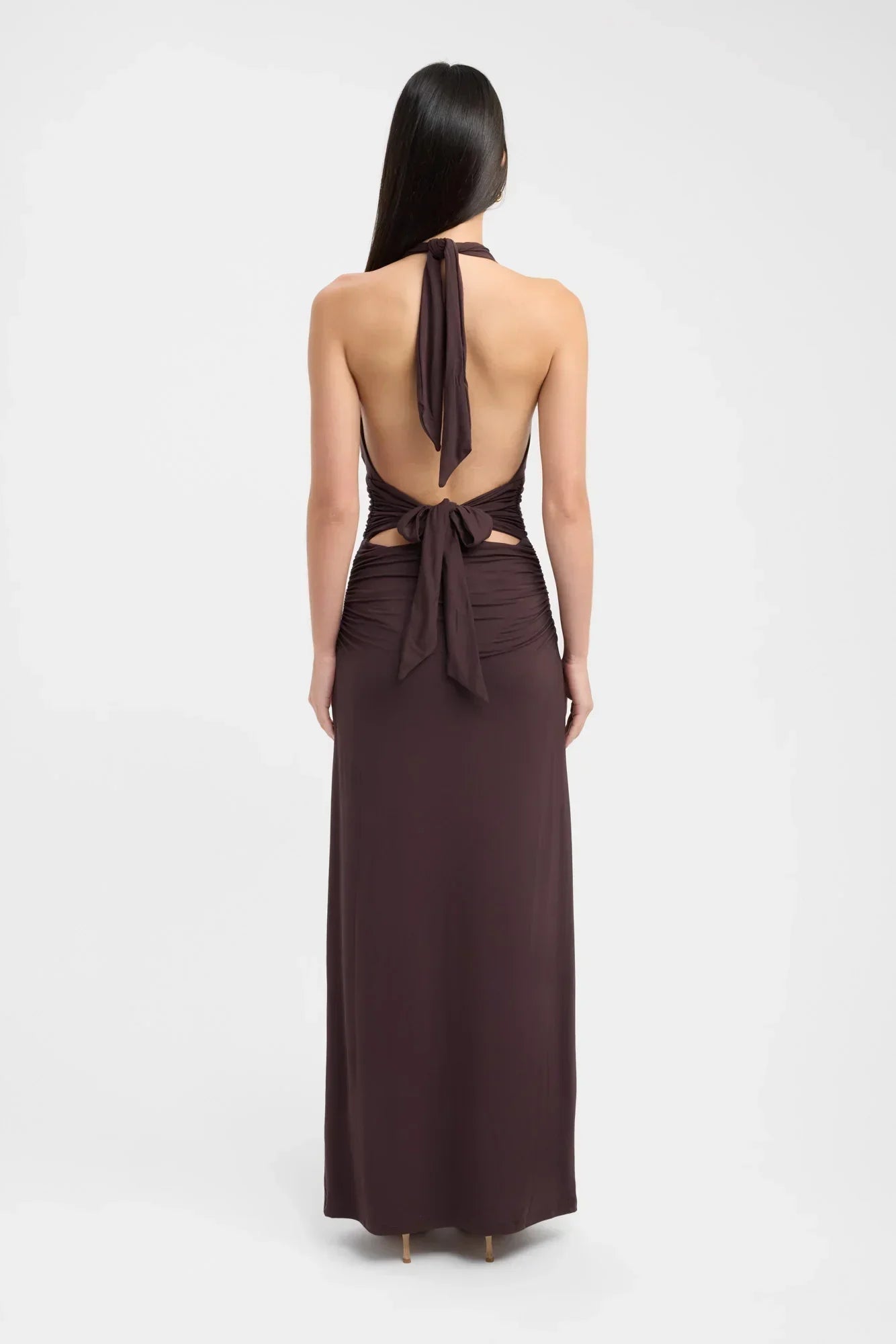 Serena | Elegante Vestido Maxi Con Escote En V Y Fruncidos Karol Firenze