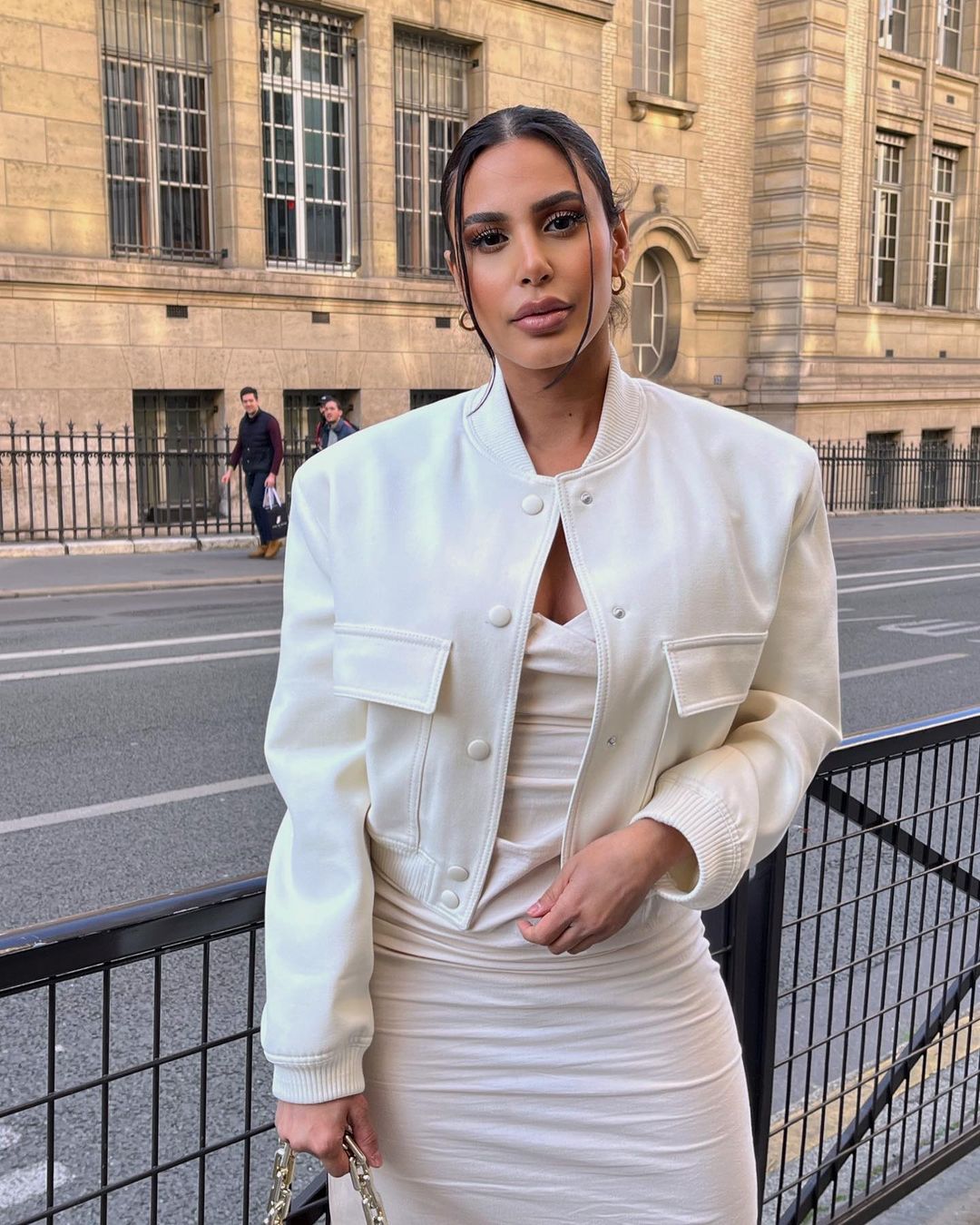 NOVA | Chaqueta Bomber Beige