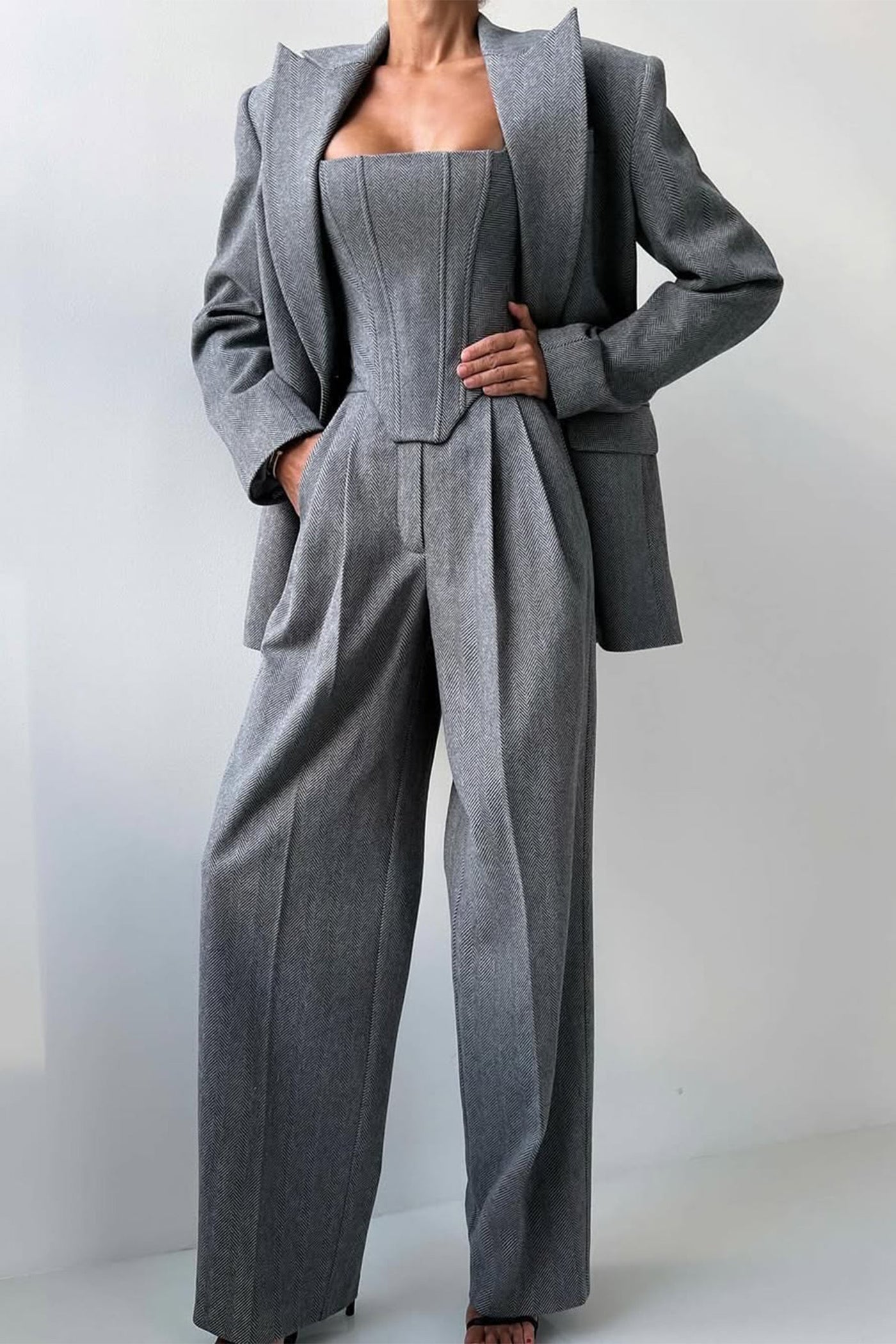 Olivia | Conjunto De Traje De Tres Piezas A Medida Con Top