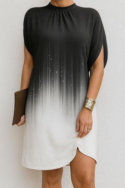 Trudy | Vestido Corto Satinado Negro Con Manga Murciélago Mijn winkel