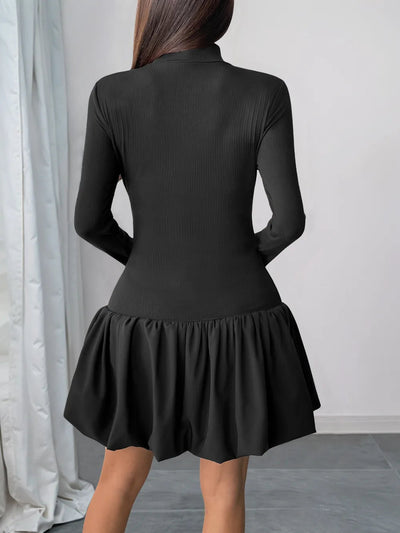 Luciana | Selina Vestido Mini Negro Con Cuello Alto Y Falda Acampanada Karol Firenze