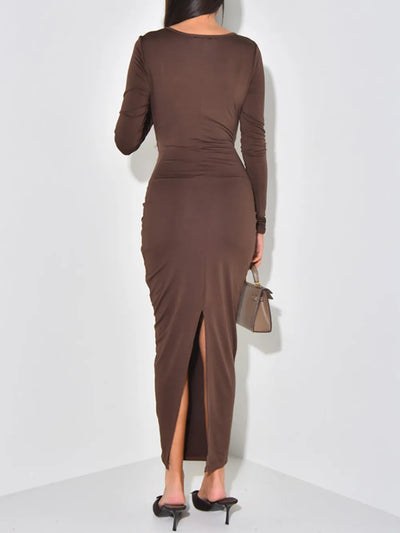 Paloma | Nela Vestido Maxi Chocolate Con Fruncido Y Abertura Karol Firenze