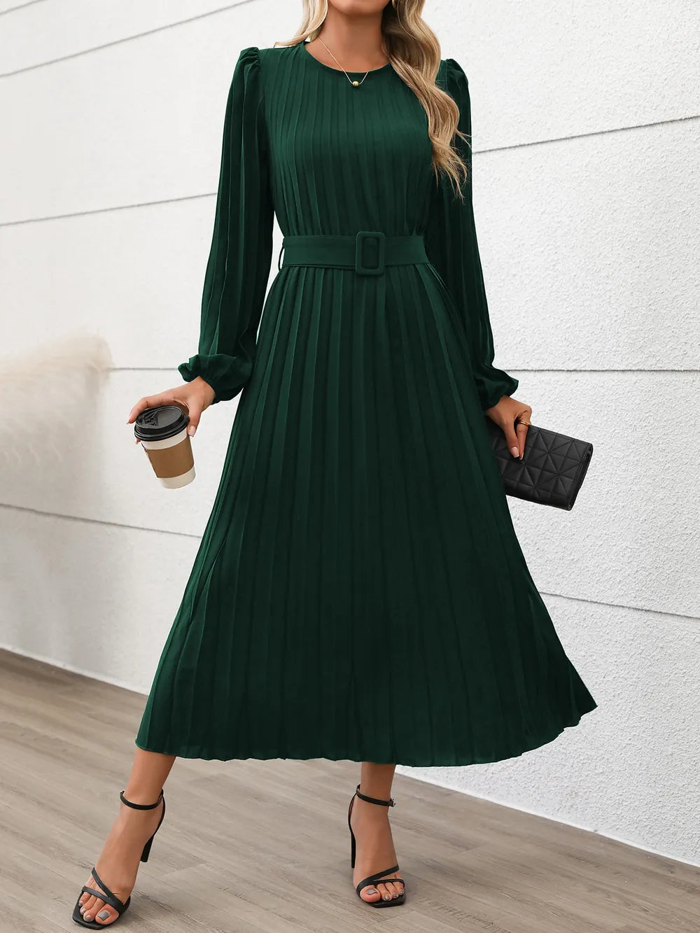 Clara | Jowita Vestido Midi Plisado Verde Con Cinturón Karol Firenze