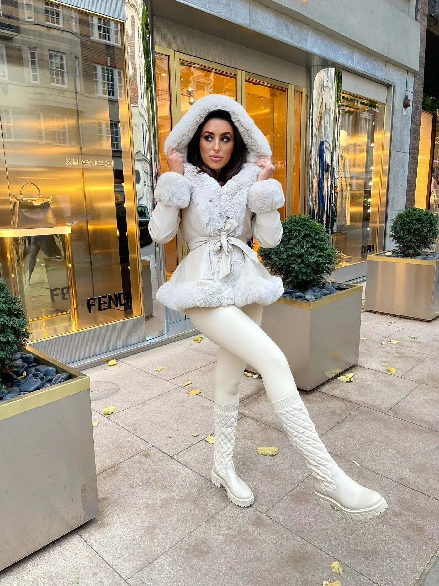 Celeste | Abrigo De Invierno Con Capucha | Blanco - Cómodo Y Protector