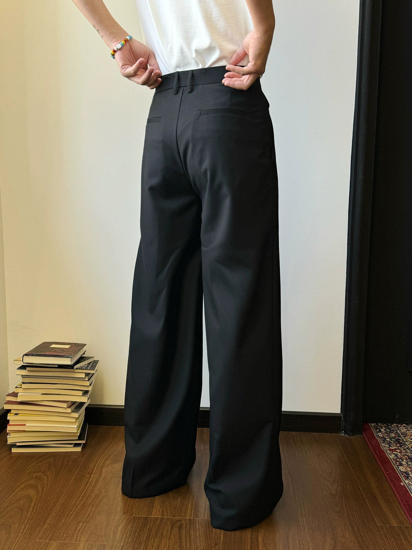 Lars | Pantalones Plisados Con Caída