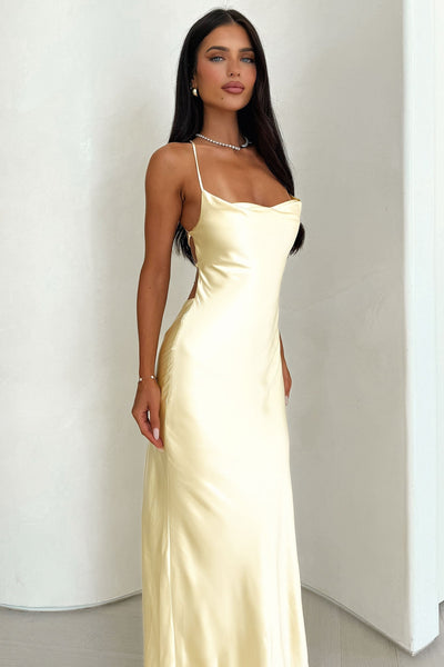 Celestina | Vestido Maxi De Satén Con Escote En Agua Karol Firenze